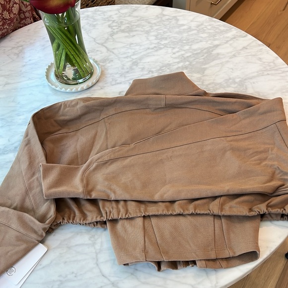 NWT Alo On Point Moto Jacket, size small - Picture 4 of 5